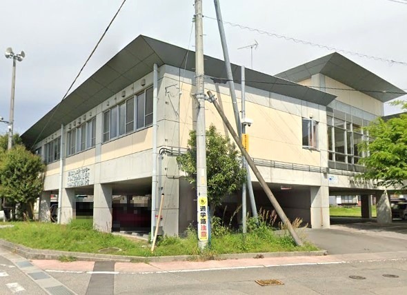 【市役所・区役所】吾川郡枝川出張所まで1658ｍ