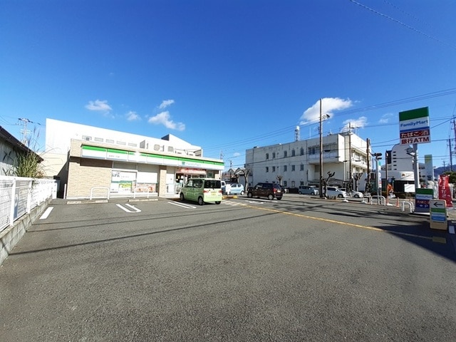 【コンビニエンスストア】ファミリーマート 安芸矢ノ丸店まで739ｍ