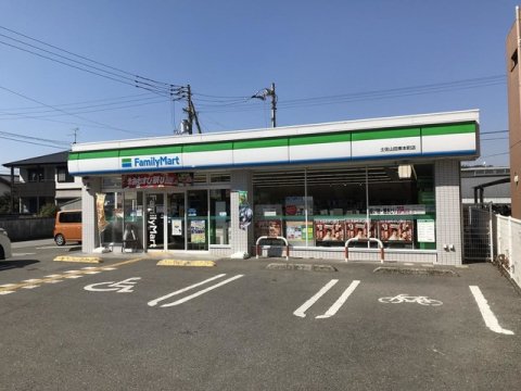 【コンビニエンスストア】ファミリーマート 土佐山田東本町店まで345ｍ
