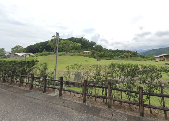 【公園】秦山公園まで737ｍ
