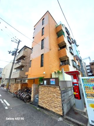 ジュネスシャトー7号館の外観
