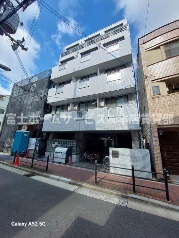 アミティ市大前