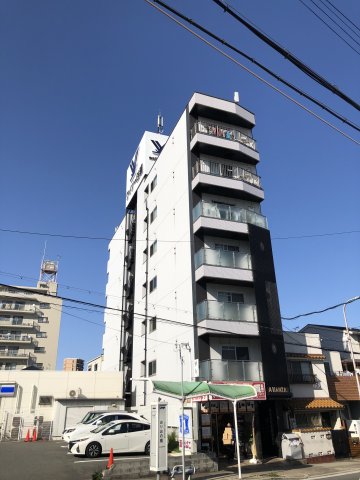 アバンサール遠里小野の外観