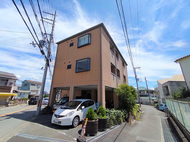 箕面市粟生間谷西３丁目の賃貸マンション