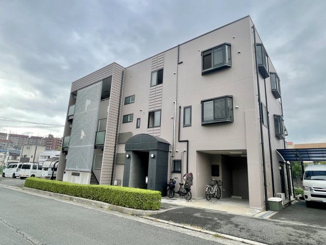 豊中市春日町4丁目の賃貸マンションの外観 豊中市春日町4丁目の賃貸マンションの外観