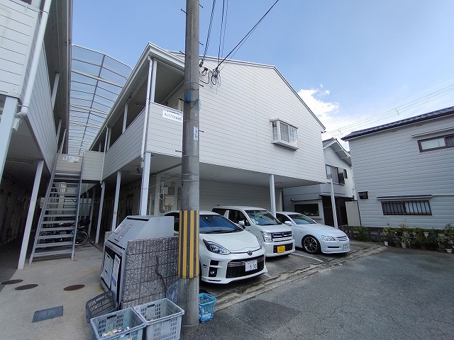 箕面市箕面４丁目の賃貸アパートの外観