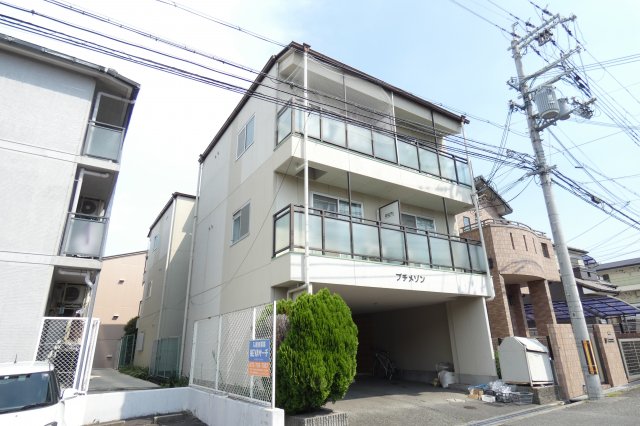 箕面市小野原東３丁目の賃貸マンションの外観