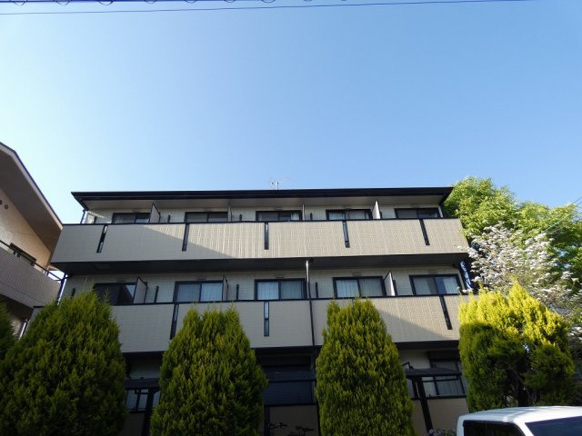 箕面市小野原東３丁目の賃貸アパートの外観