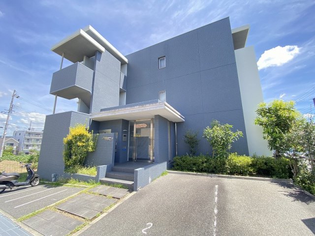 箕面市小野原西６丁目の賃貸マンションの外観