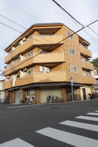 清水丘マンションの外観