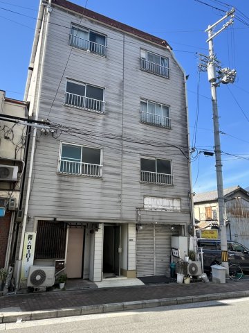 美濃マンションの外観