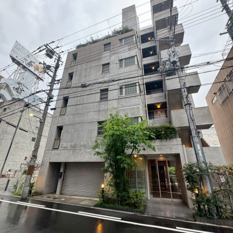 サン・ロレンツ心斎橋東
