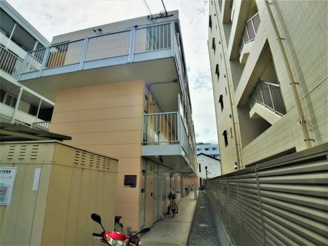 レオパレスセジュール新保の外観