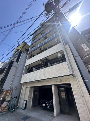 U-ro難波南の外観
