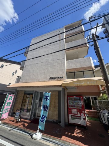シンコーハイツの外観