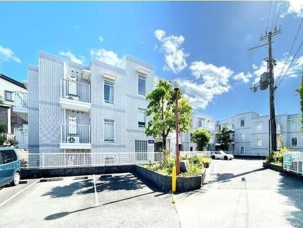 六龍苑岡町