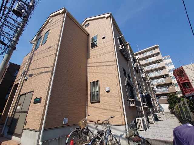 アメリカンリバティー本蓮沼