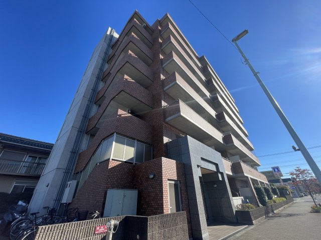 煉瓦館シャトルVII