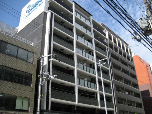 プレサンス新大阪クロステージの外観