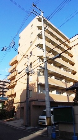 東明マンション新東の外観