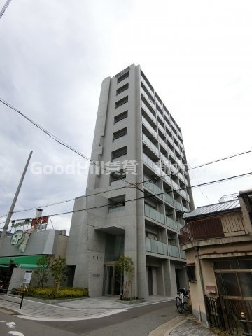 大阪市淀川区東三国１丁目の賃貸マンションの外観