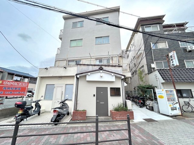 大阪市平野区瓜破３丁目の賃貸マンションの外観