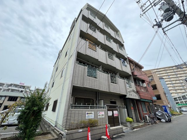 大阪市平野区瓜破１丁目の賃貸マンションの外観