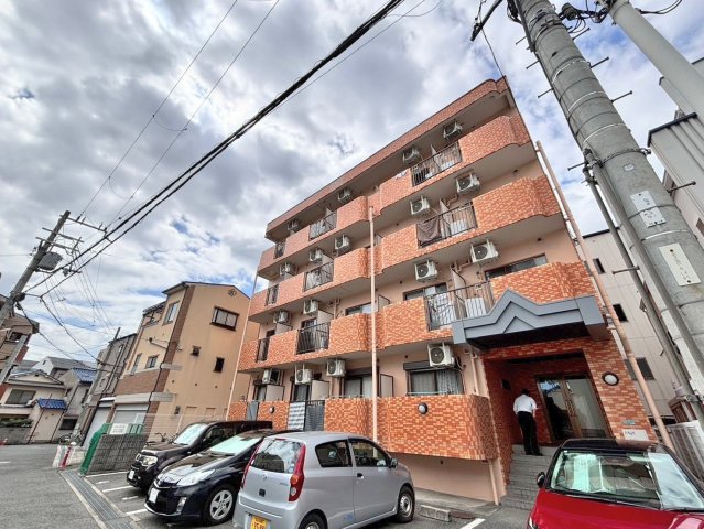 大阪市平野区平野本町５丁目の賃貸マンションの外観