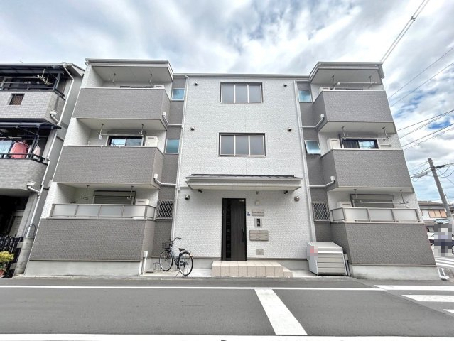 大阪市東住吉区照ケ丘矢田２丁目の賃貸アパートの外観