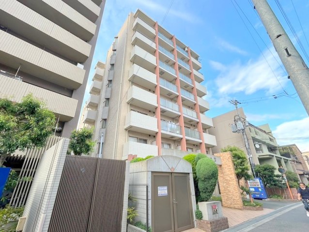 大阪市平野区長吉出戸２丁目の賃貸マンションの外観