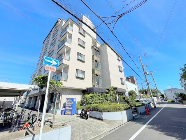 ベルハイツKの外観