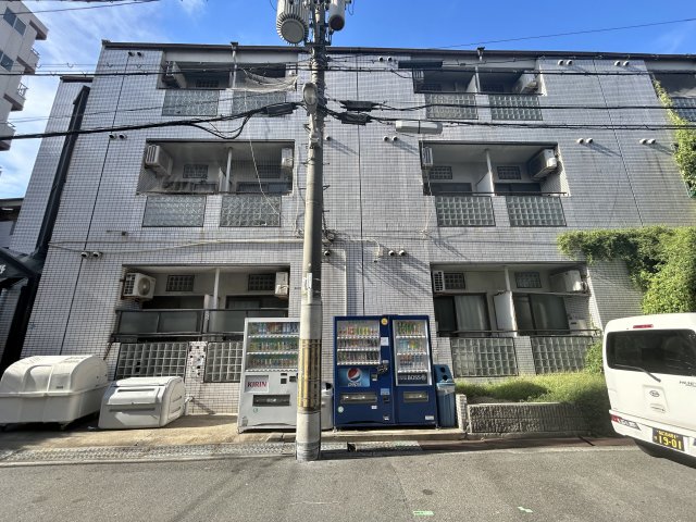 大阪市平野区加美正覚寺１丁目の賃貸マンションの外観