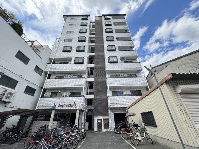 大阪市平野区加美北３丁目の賃貸マンションの外観