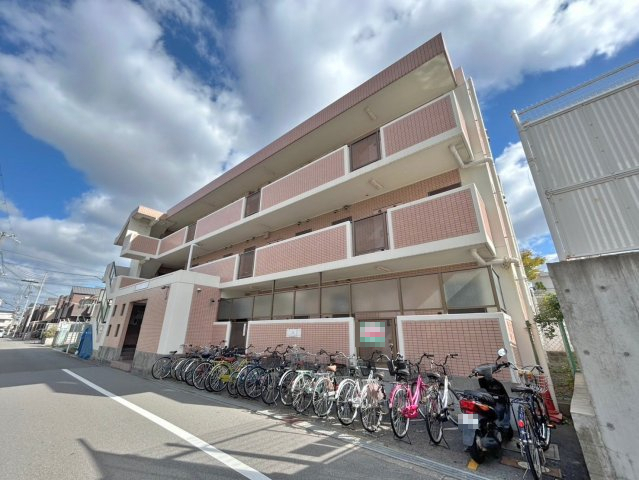大阪市平野区喜連４丁目の賃貸マンションの外観