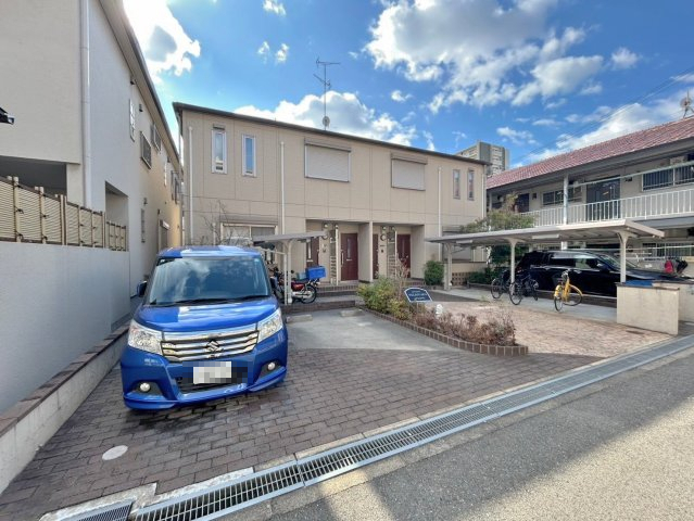 大阪市東住吉区湯里６丁目の賃貸アパートの外観