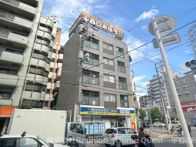 大阪市平野区長吉出戸４丁目の賃貸マンションの外観