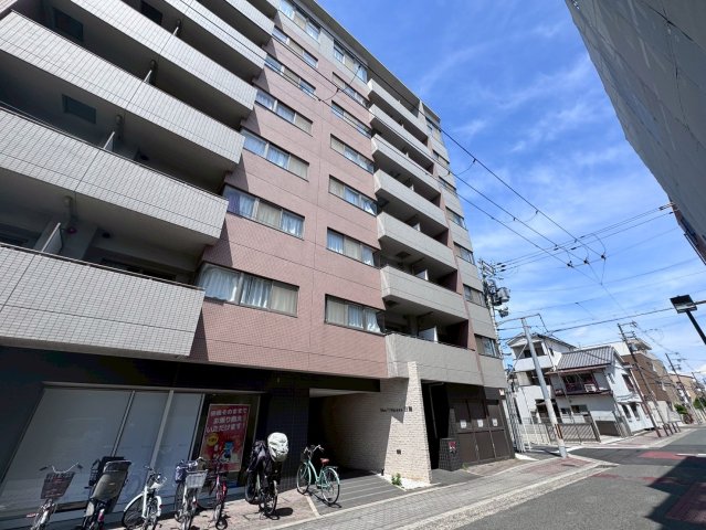 シャーメゾン白鷺の外観