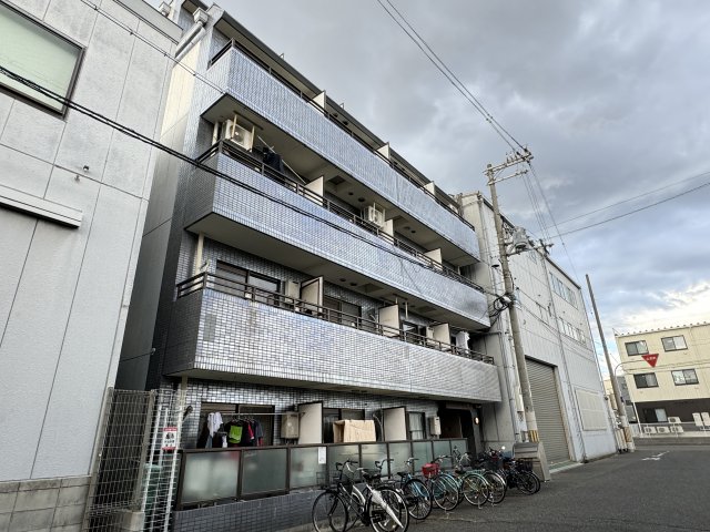 大阪市平野区平野馬場１丁目の賃貸マンションの外観