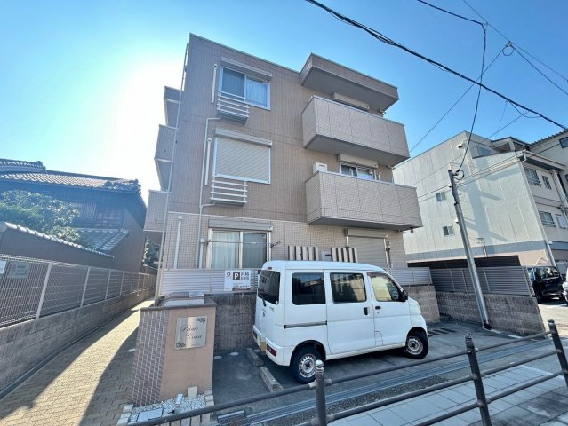 プライムコートの外観