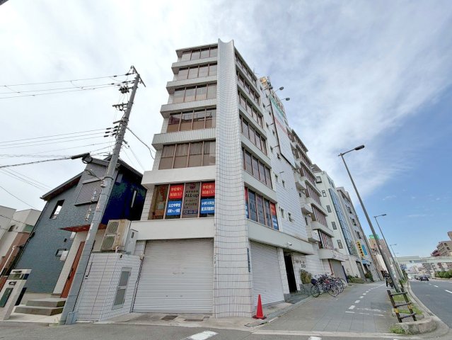 エイチ・ツーオー第7ビルの外観
