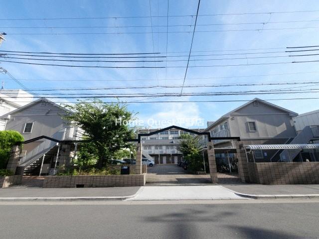 カネマスロイヤルコートの外観