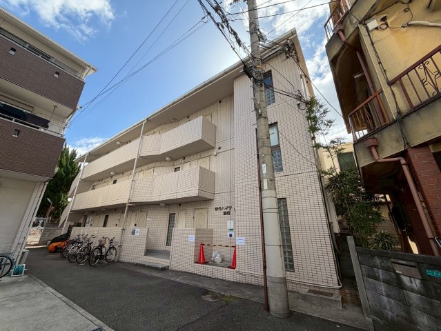 大阪市平野区流町１丁目の賃貸マンションの外観