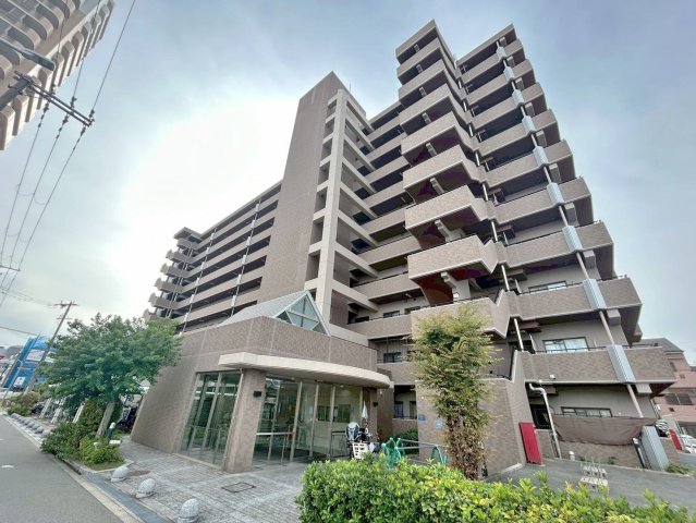 大阪市平野区平野元町の賃貸マンションの外観