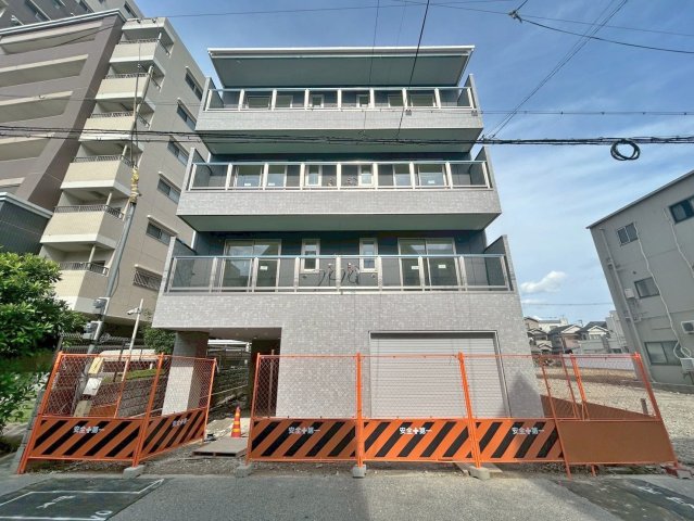 大阪市平野区平野本町１丁目の賃貸マンションの外観