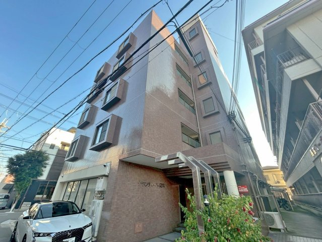 大阪市平野区長吉長原１丁目の賃貸マンションの外観