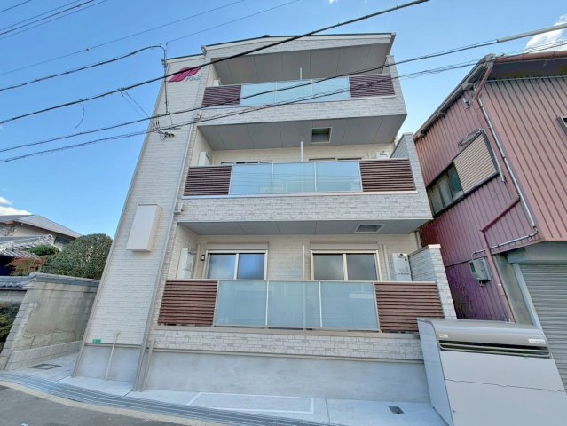 大阪市平野区加美正覚寺４丁目の賃貸アパートの外観