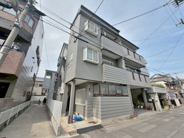グリーンハイツ鷹合の外観