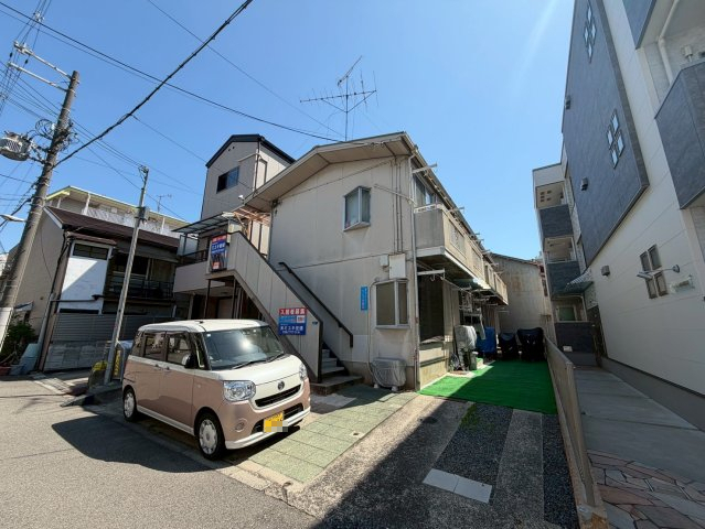 大阪市東住吉区湯里２丁目の賃貸アパートの外観