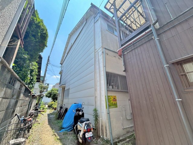 大阪市平野区加美鞍作２丁目の賃貸アパートの外観
