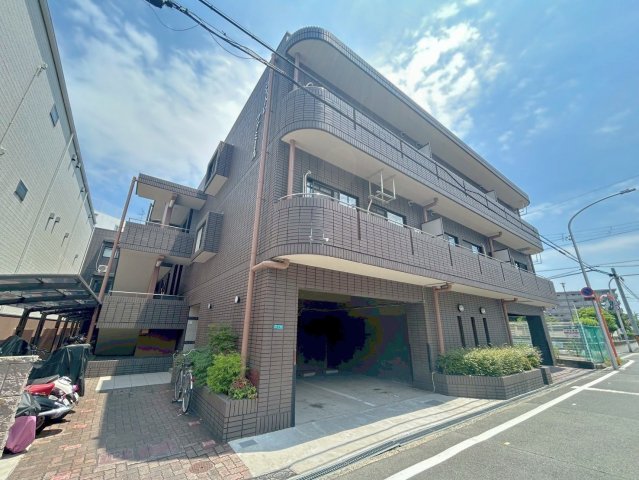 シャトレファミールの外観